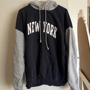 Brandy melville new york colorblock hoodie